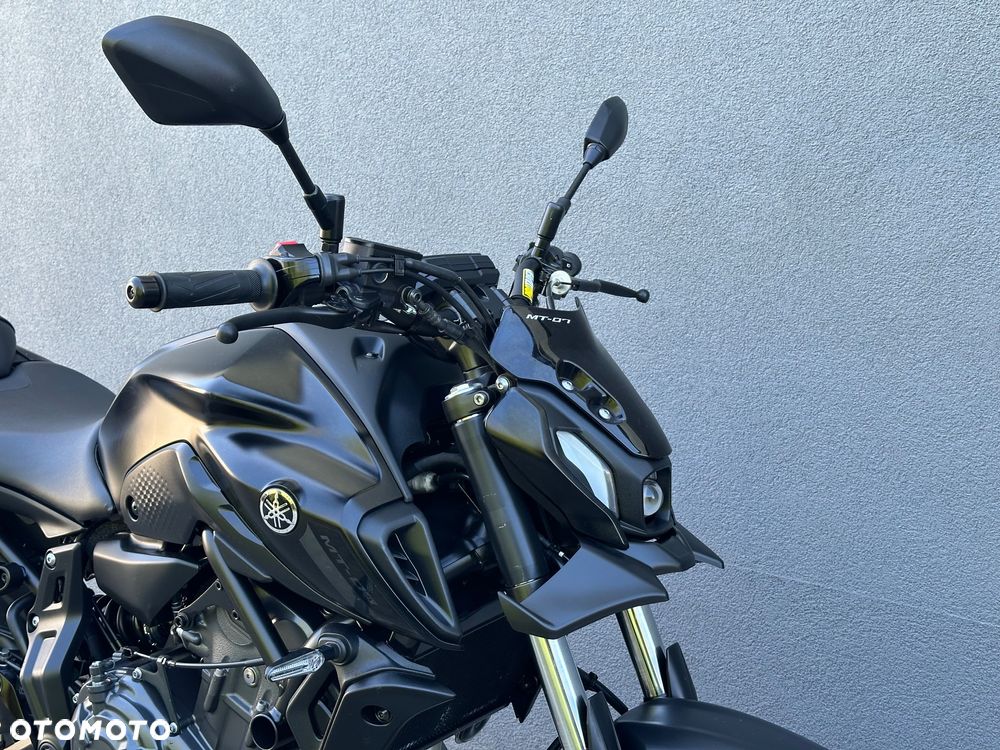 Yamaha MT - 13