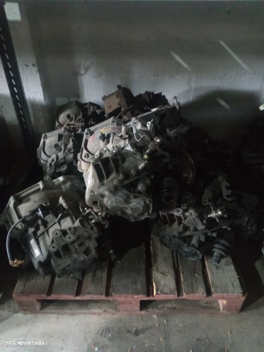 Caixa de 5 velocidades Opel Astra 1.7Cdti REF: F23 (Disponível 2.0 DTI) - 12