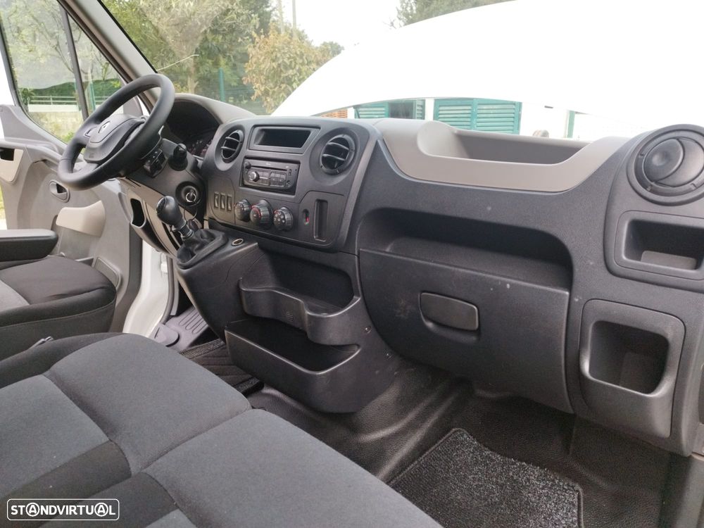 Renault Master 2.3 dci 135 cv L2H2 2015 - 24