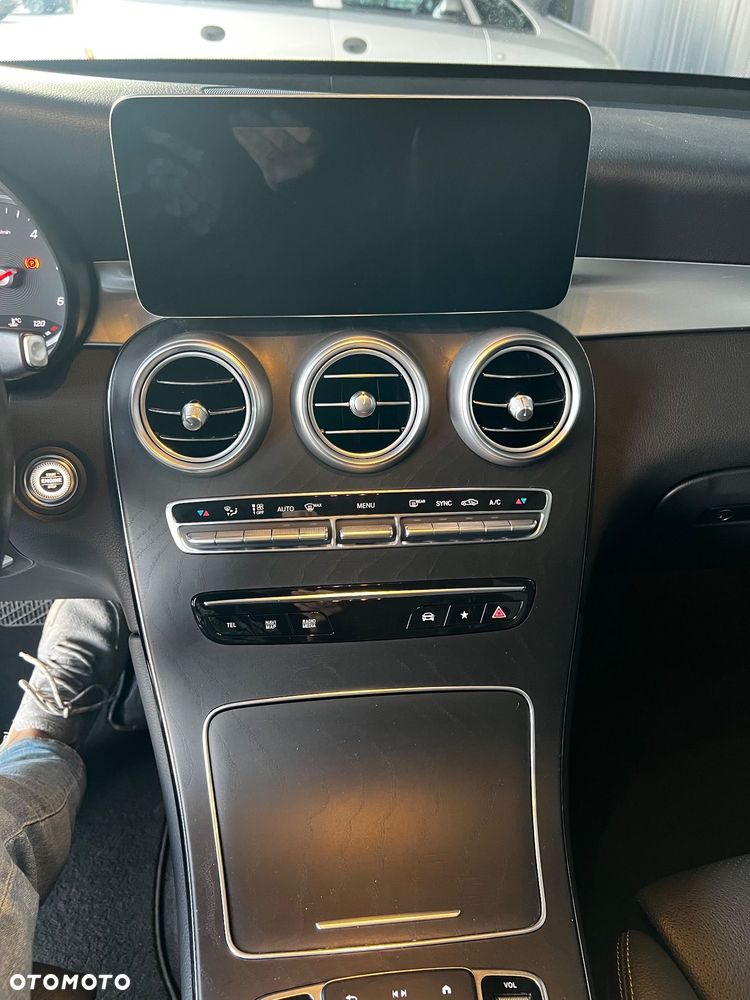 Mercedes-Benz GLC 200 d 4-Matic Business Edition - 10