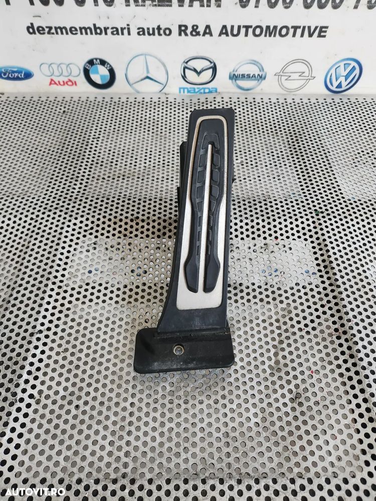 Pedala Acceleratie Cutie Automata Bmw G20 G21 G22 G23 G26 G28 G29 G42 M2 M3 M4 Cod 6889820 Volan Stanga Dezmembrez Bmw B58B30B - Dezmembrari Arad - 1
