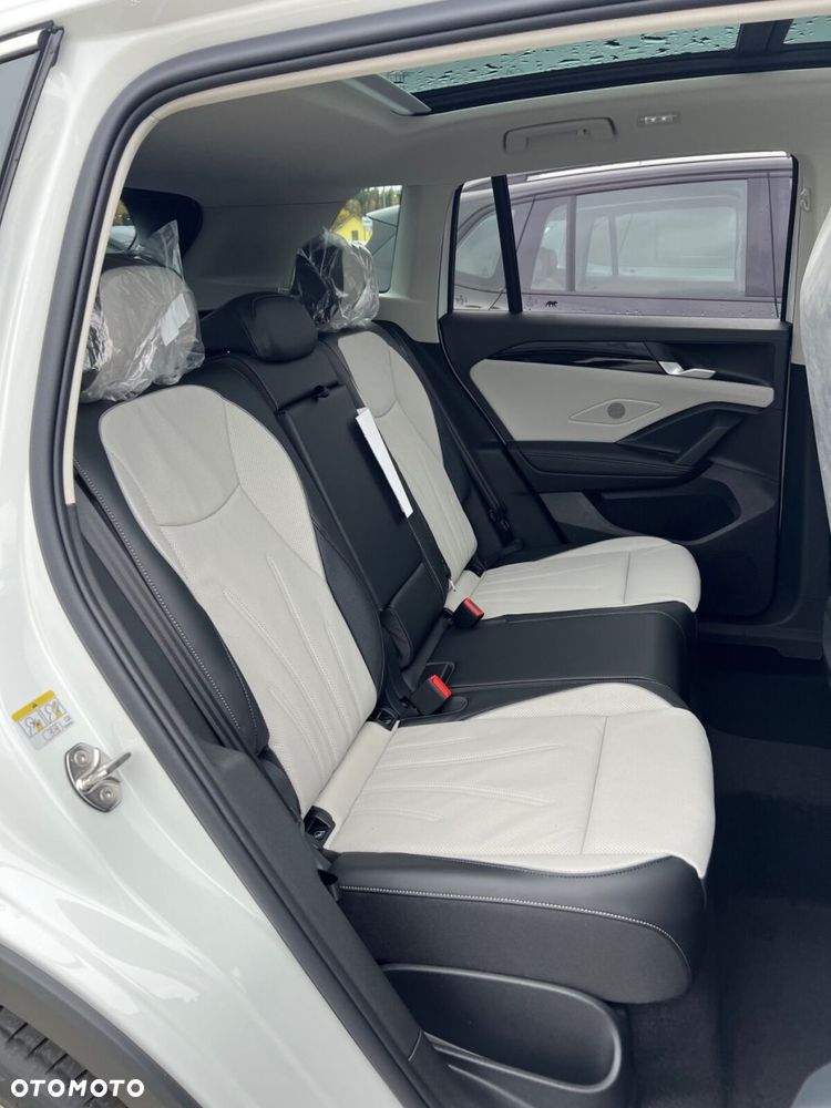 Volkswagen Tiguan 2.0 TSI 4Mot Elegance DSG - 8