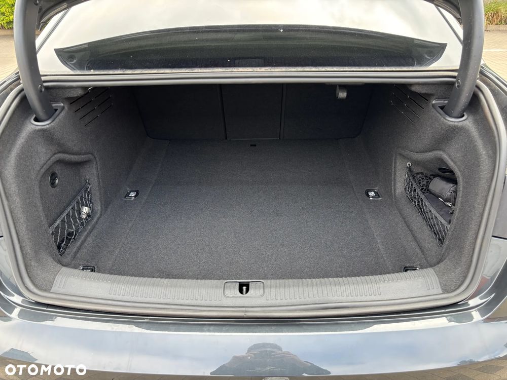 Audi A4 Limousine 40 TFSI mHEV Advanced S tronic - 28
