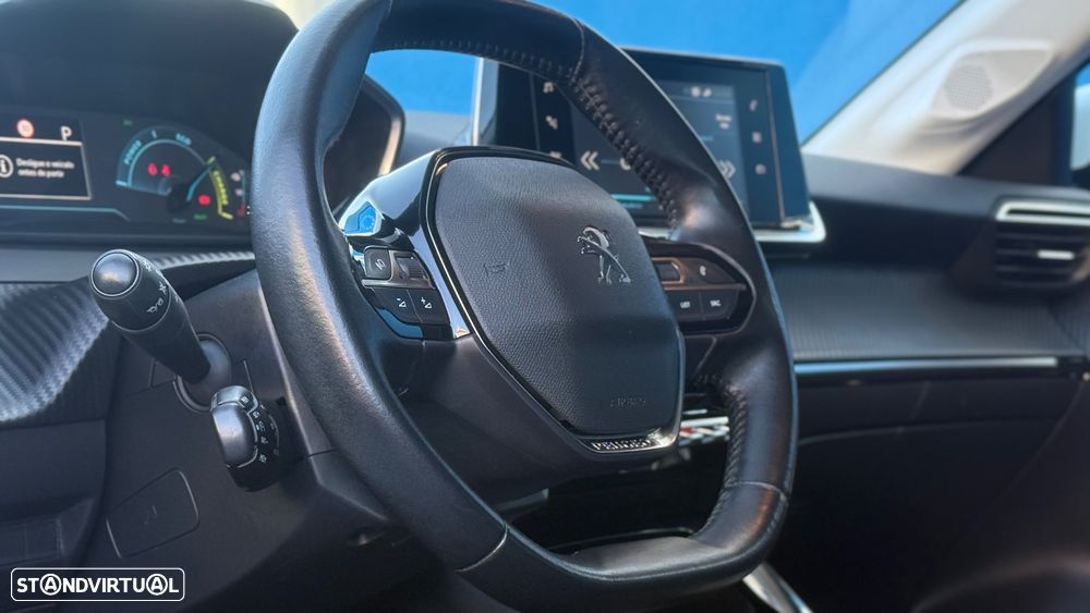 Peugeot e-208 Allure Pack - 10