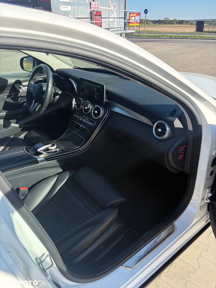 Mercedes-Benz Klasa C 220 d 9G-TRONIC AMG Line - 24