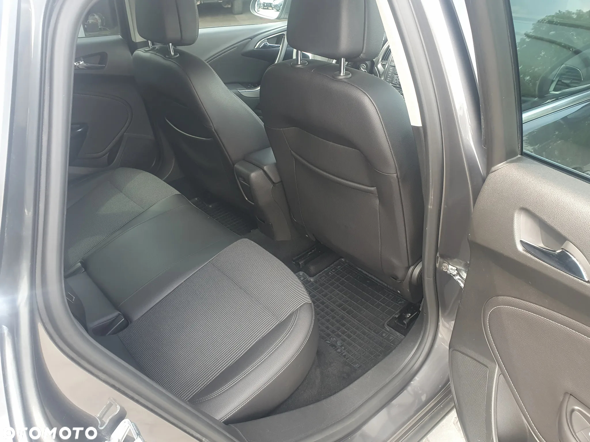 Opel Astra IV 1.7 CDTI Cosmo - 15