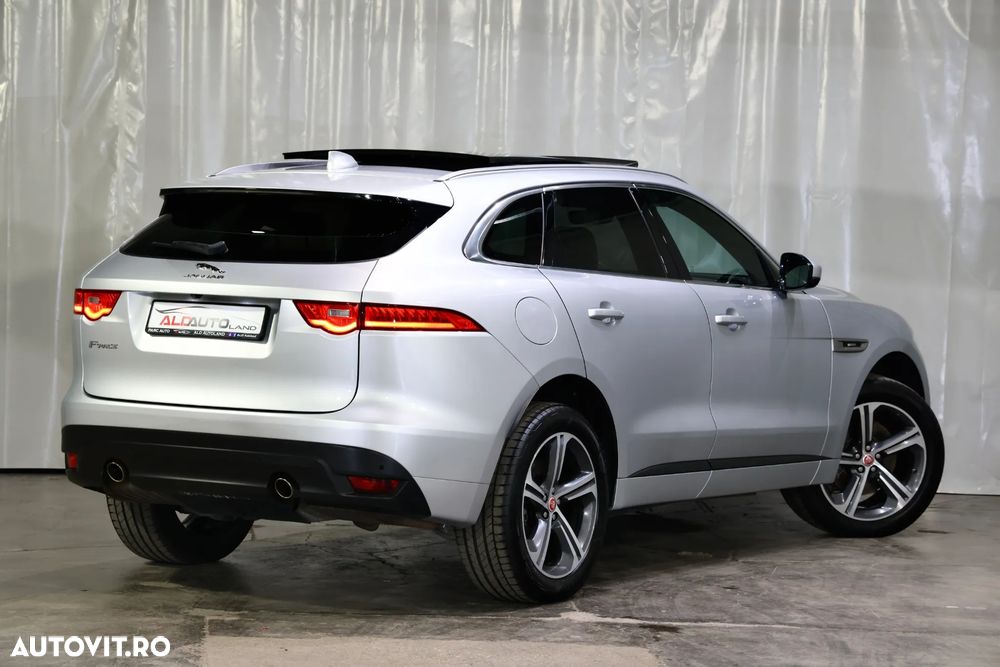 Jaguar F-Pace P250 AWD HSE - 3