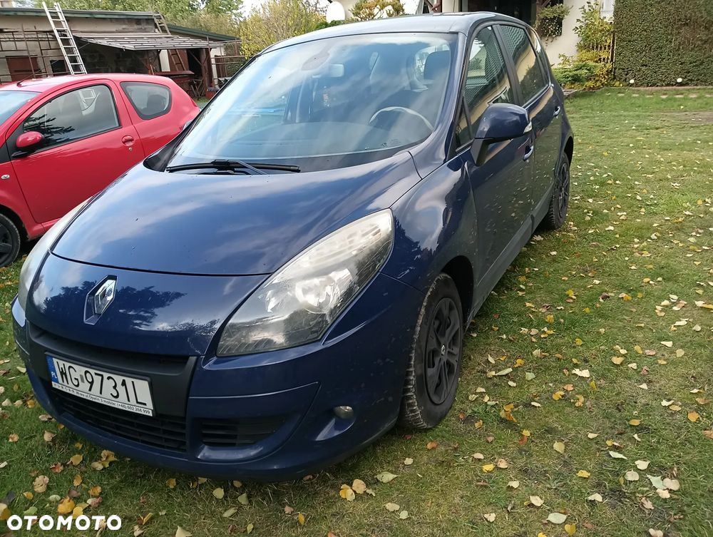 Renault Scenic 2010 photo 2