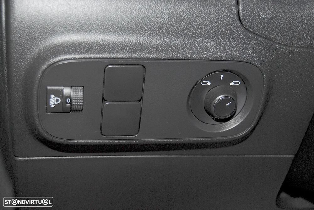 Citroën C3 1.2 PureTech Plus - 20