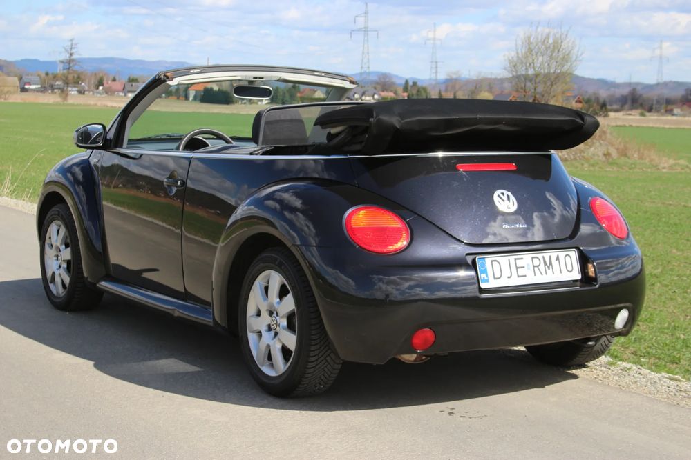Volkswagen New Beetle 2.0 - 22