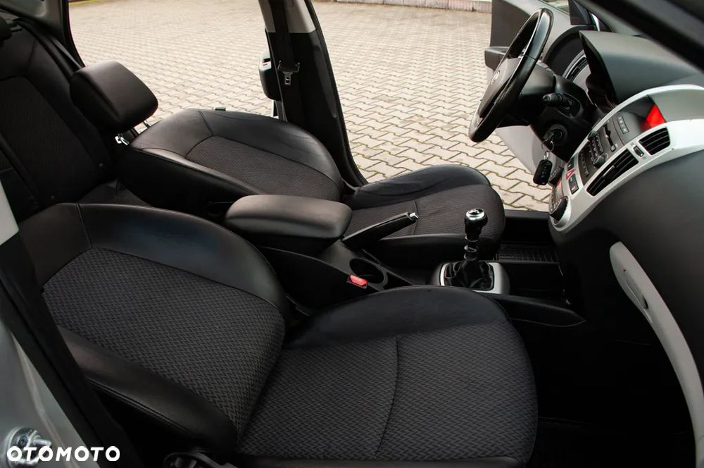 Kia Ceed 1.4 CVVT LX - 12