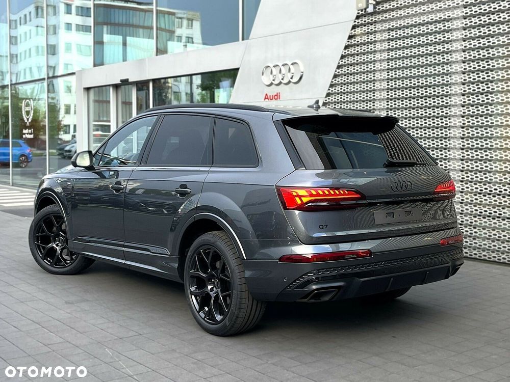Audi Q7 - 12