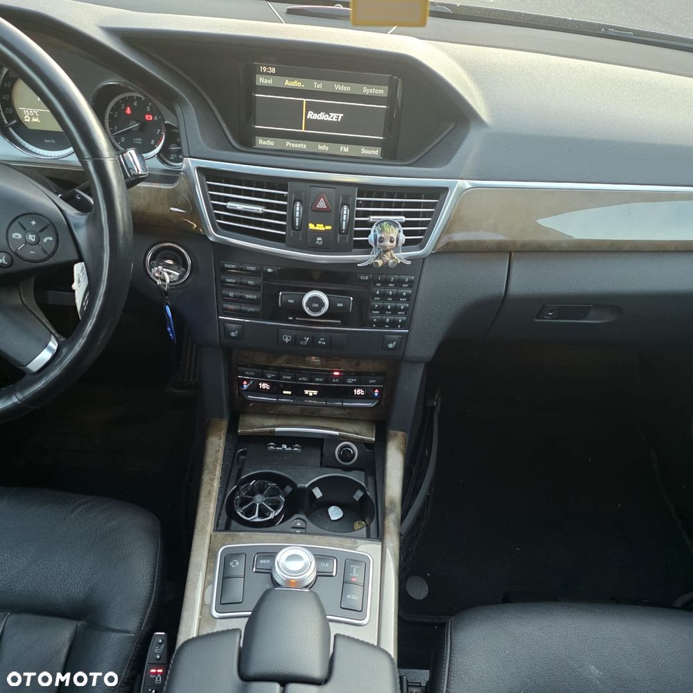 Mercedes-Benz Klasa E 500 4-Matic Avantgarde - 6