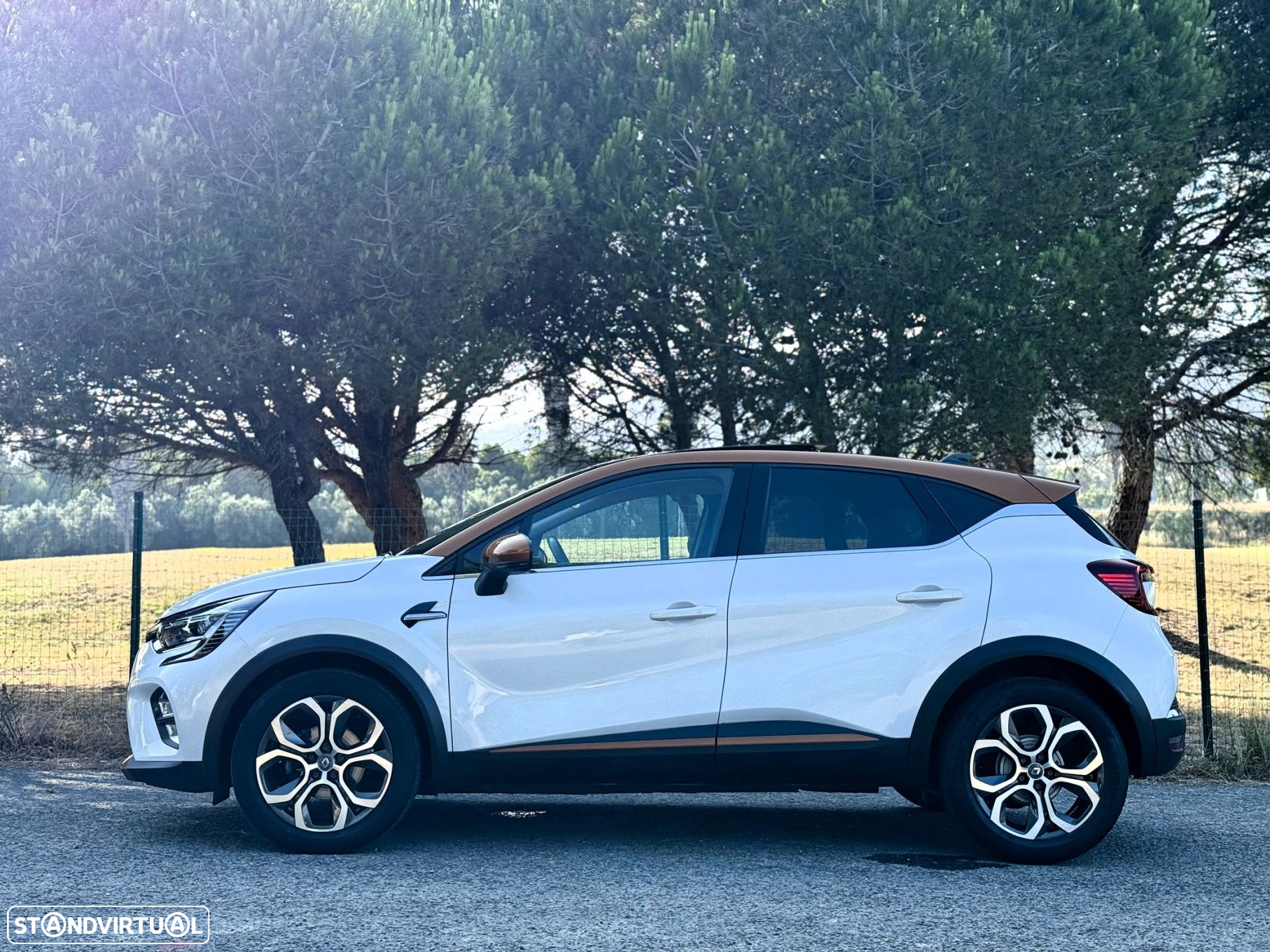 Renault Captur 1.3 TCe Exclusive EDC - 8