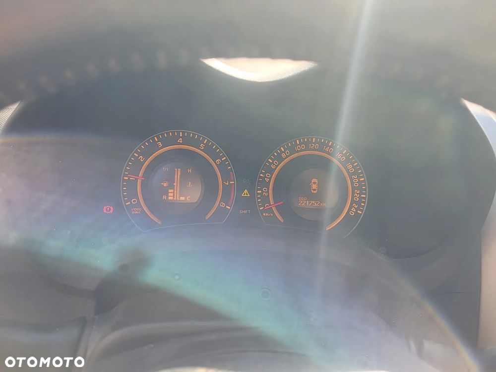 Toyota Auris 1.6 Premium - 4