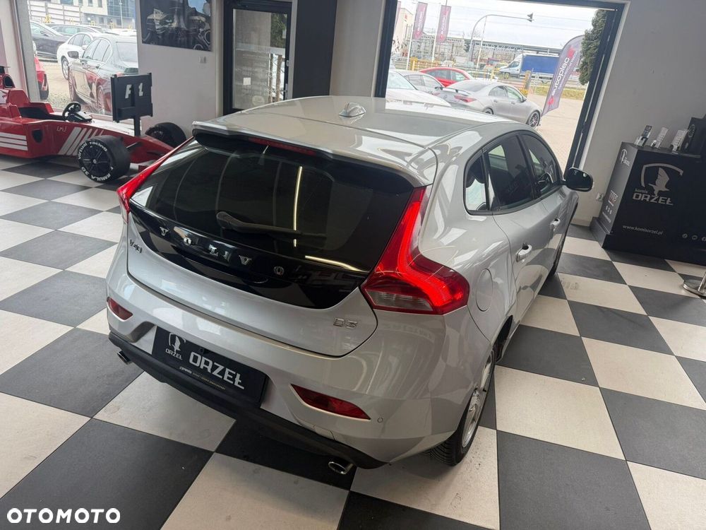 Volvo V40 - 8