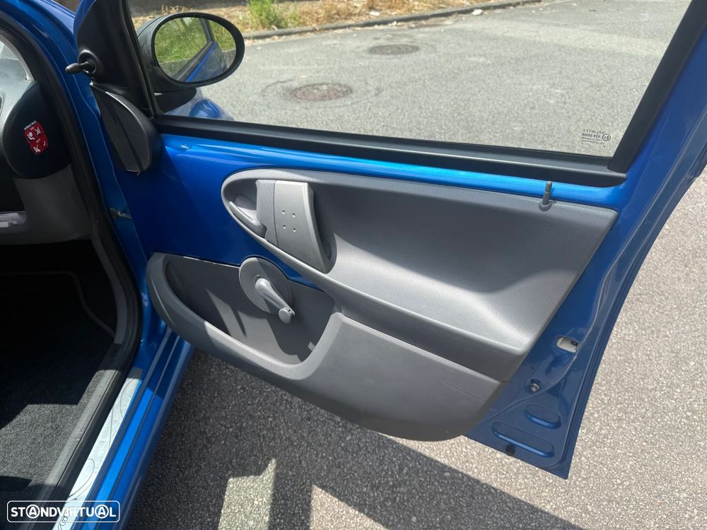 Toyota Aygo 1.0 Plus - 14