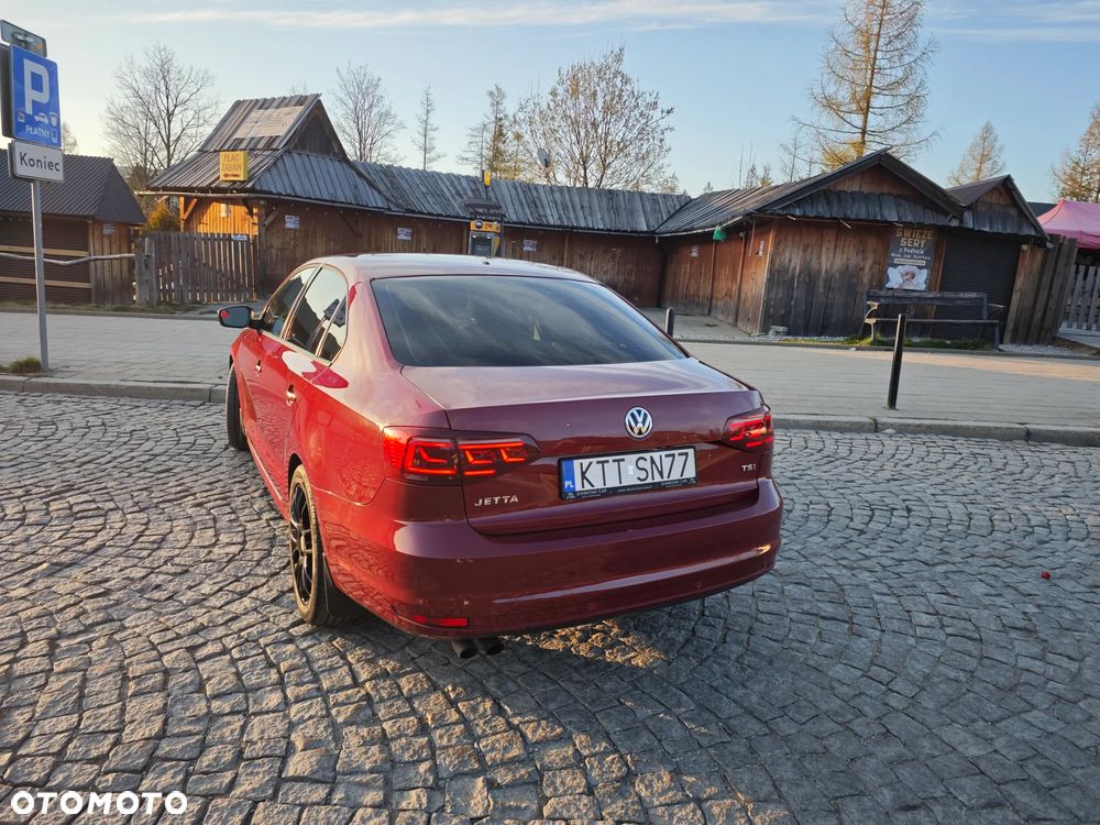 Volkswagen Jetta - 6