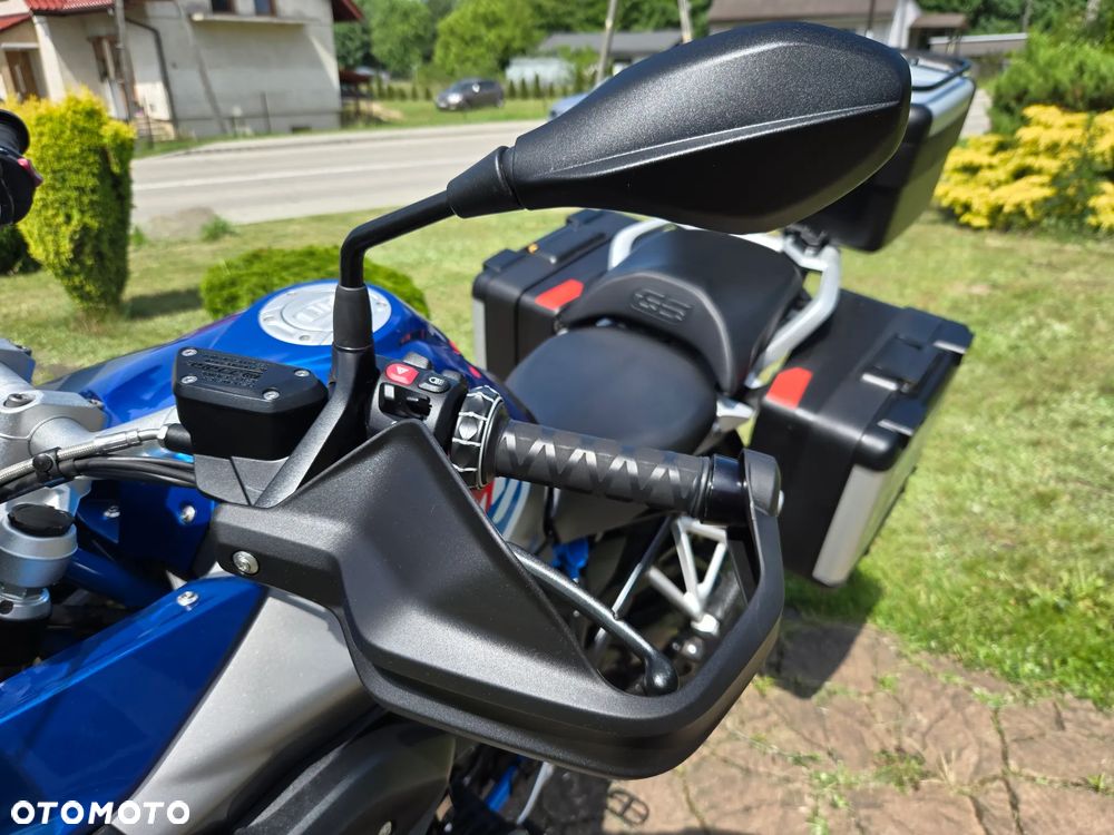 BMW R - 6