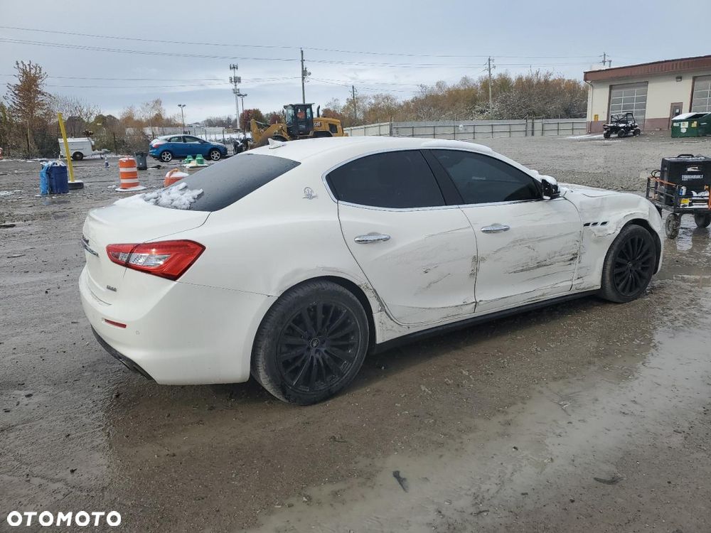 Maserati Ghibli - 3