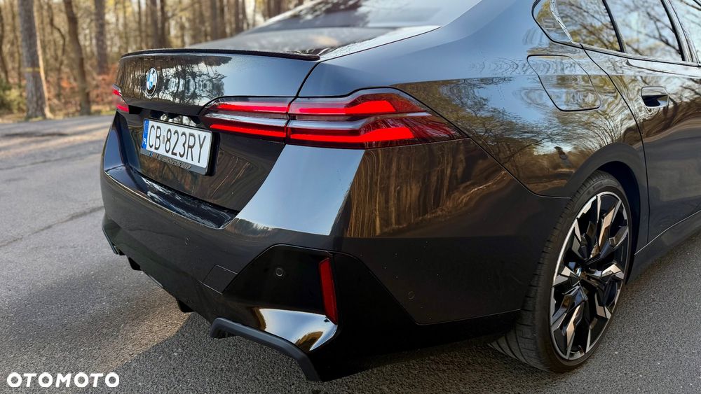 BMW Seria 5 540d xDrive mHEV M Sport - 36