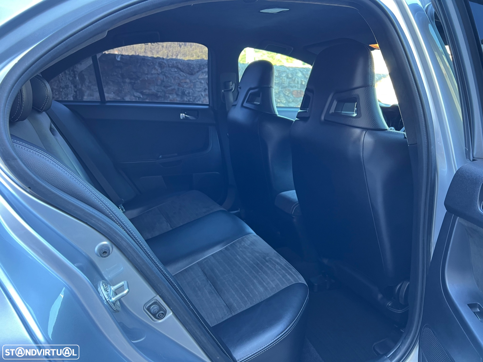 Mitsubishi Lancer - 16