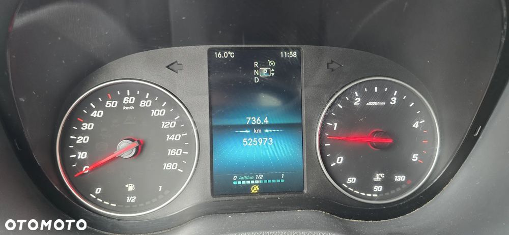 Mercedes-Benz Sprinter 319 - 21