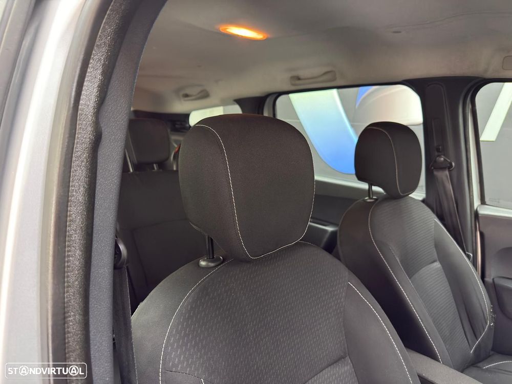 Dacia Lodgy 1.5 dCi Confort 7L - 31