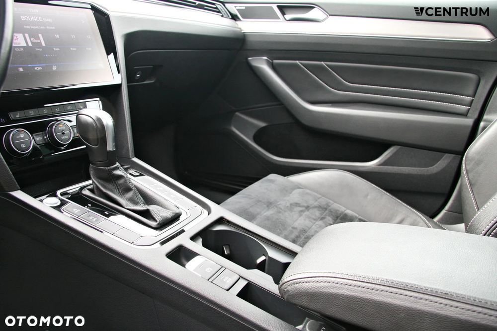Volkswagen Passat 2.0 TSI 4Mot Highline DSG - 13