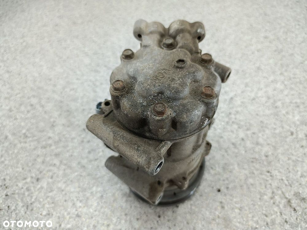 POMPA, SPRĘŻARKA KLIMATYZACJI RENAULT CLIO III 8200357173 SD6V12 1.2 16V - 7