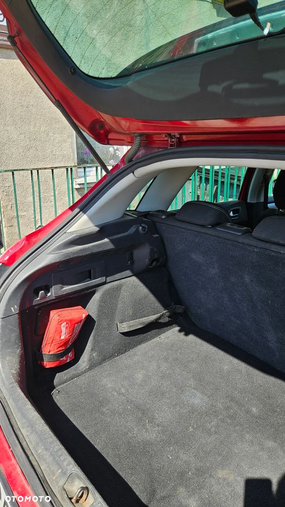 Citroën C4 1.6 HDi SX - 16