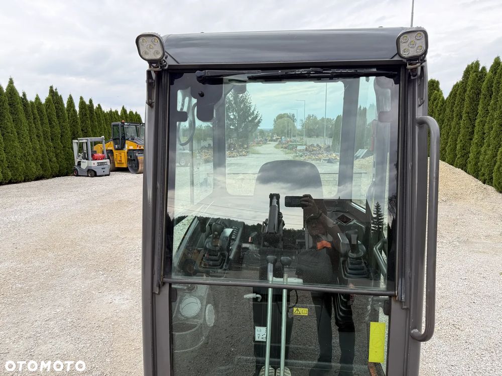 Volvo EC18D EC 18 D / Z NIEMIEC / PIĘKNA / POWERTILT / 2017 ROK / ORYGINAŁ / 15 16 17 20 22 301.6 301.8 VIO PC KX 018 19C 16C 18-3 - 25