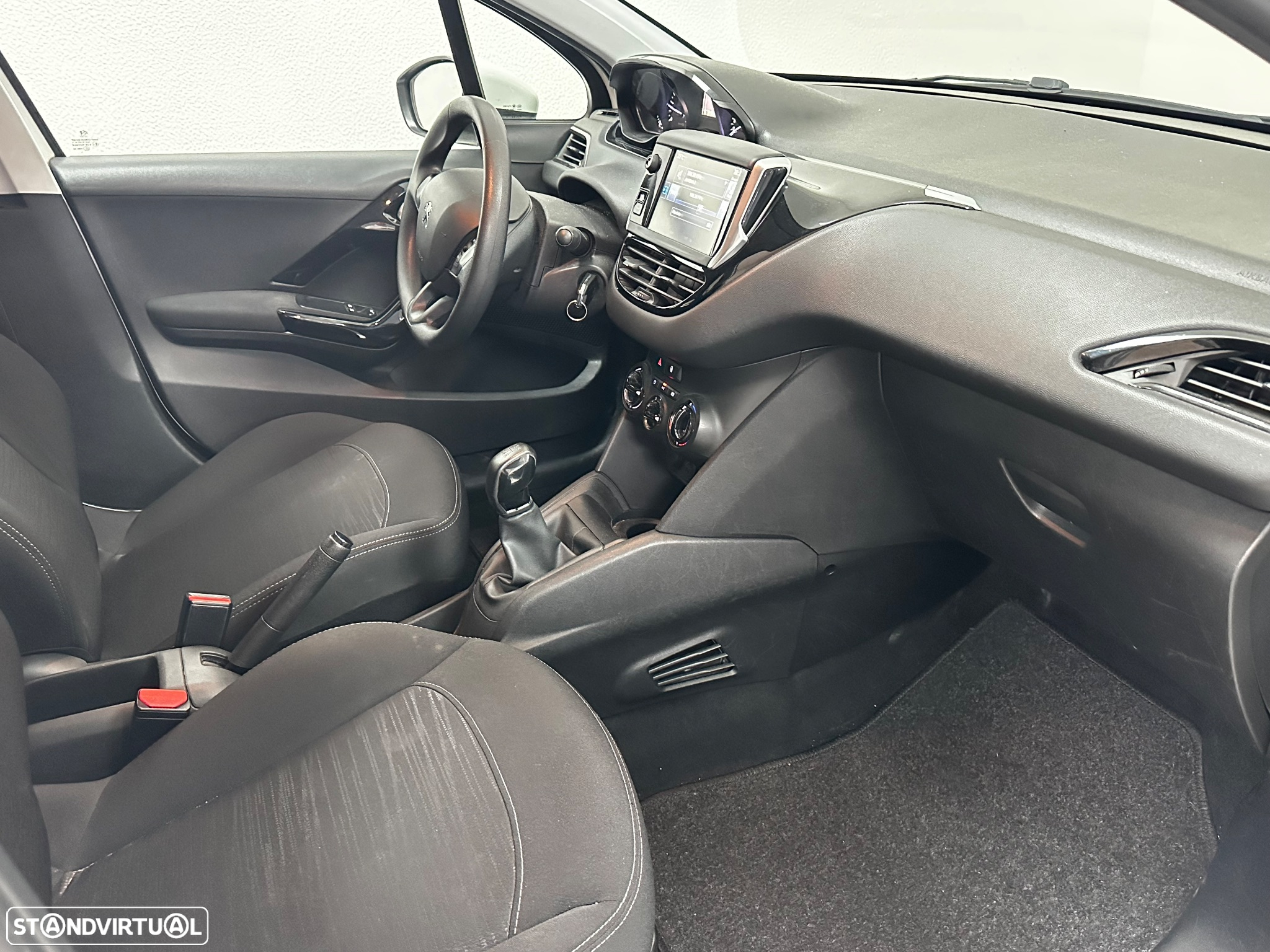 Peugeot 208 XA 1.6 Hdi - 4