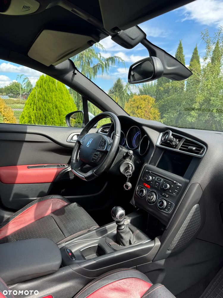 Citroën DS4 1.6 THP SportChic - 17