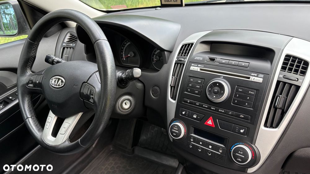 Kia Ceed 1.6 CVVT Automatik Spirit - 26
