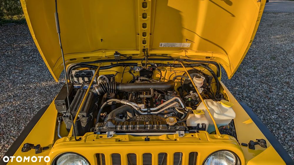 Jeep Wrangler - 25