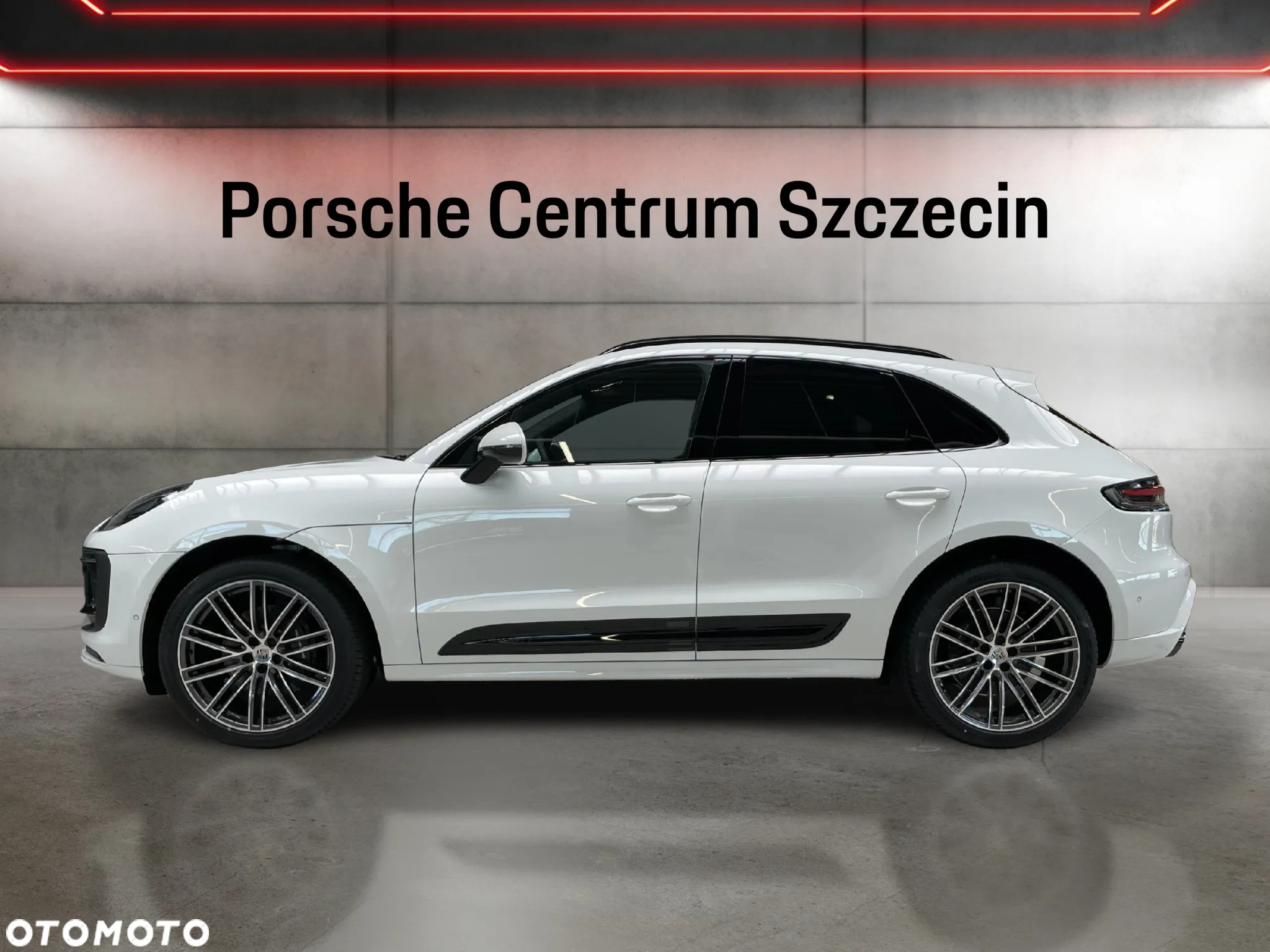 Porsche Macan T - 2