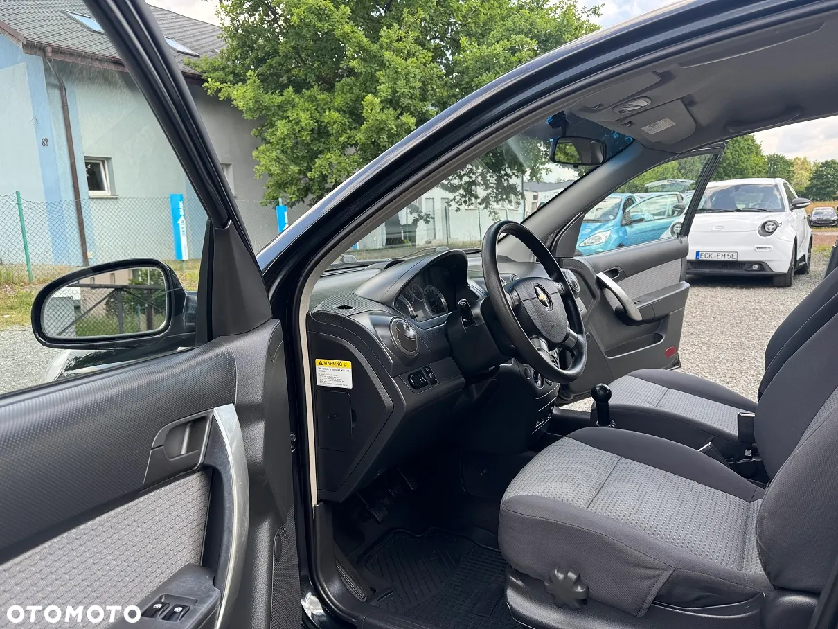Chevrolet Aveo - 18