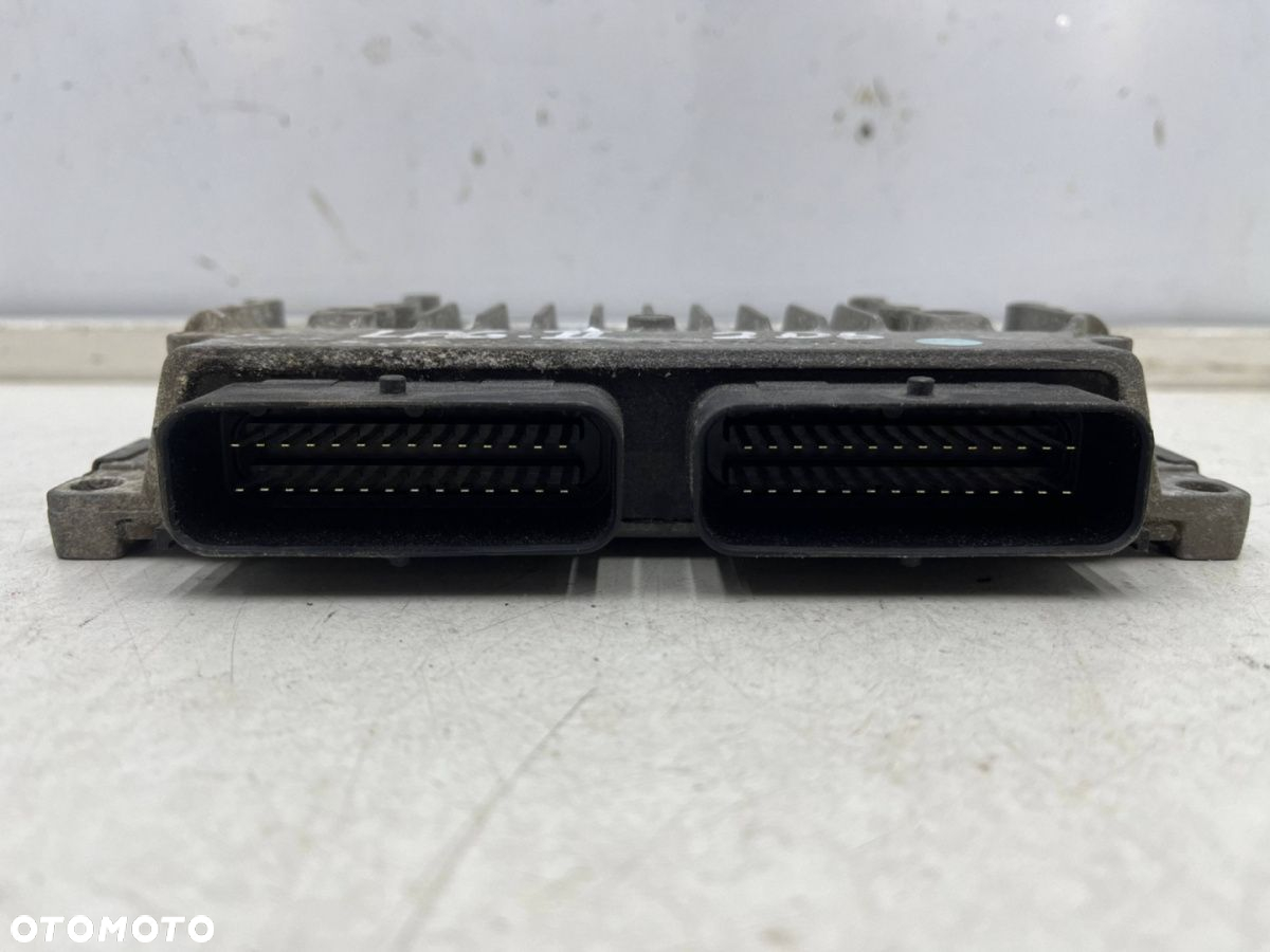 Komputer silnika Renault Laguna 2 II 01-07r. 2.0b sterownik ECU 8200676160 S126027120A 8200599846 - 4