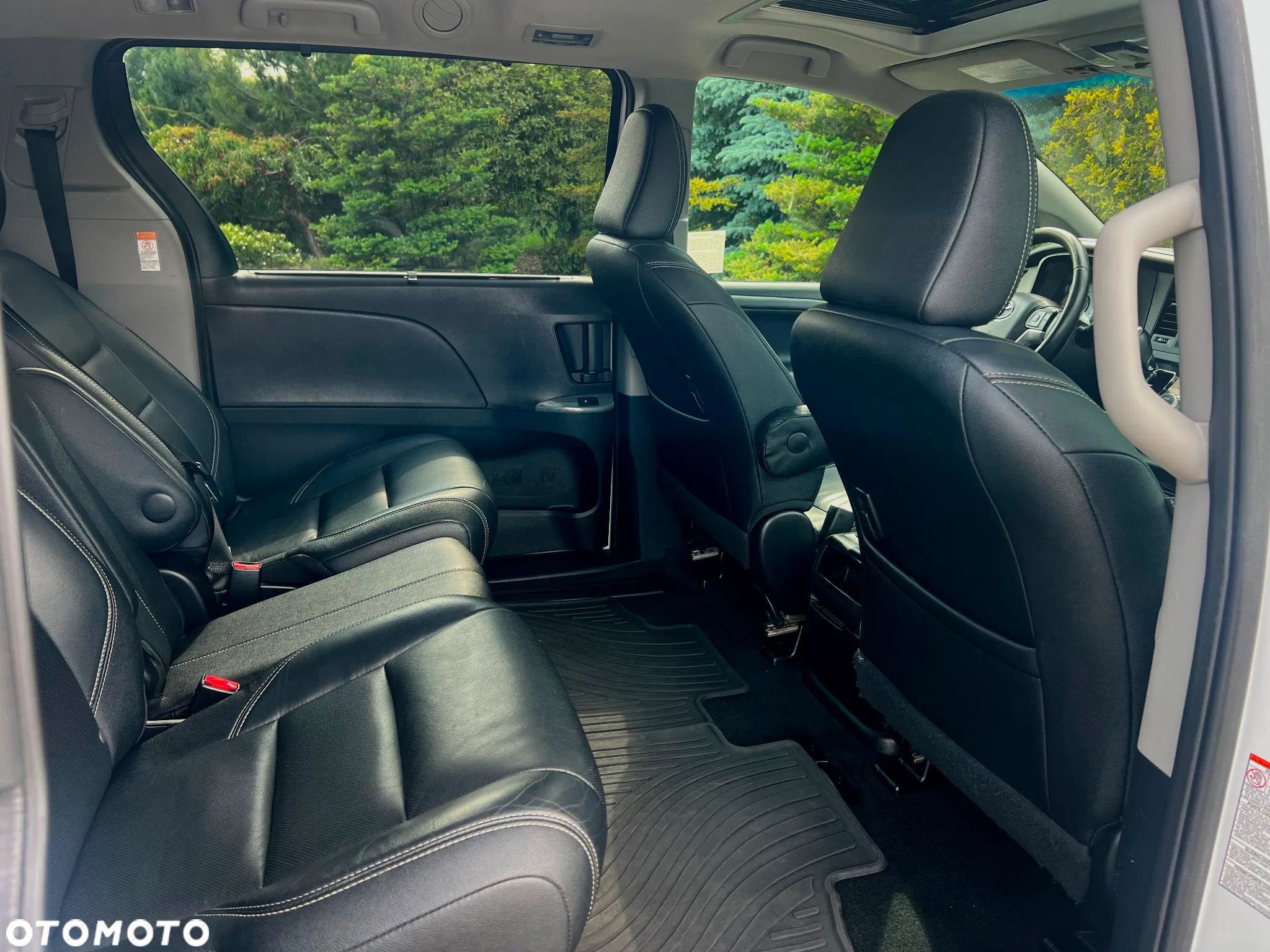 Toyota Sienna 3.5 V6 SE - 38