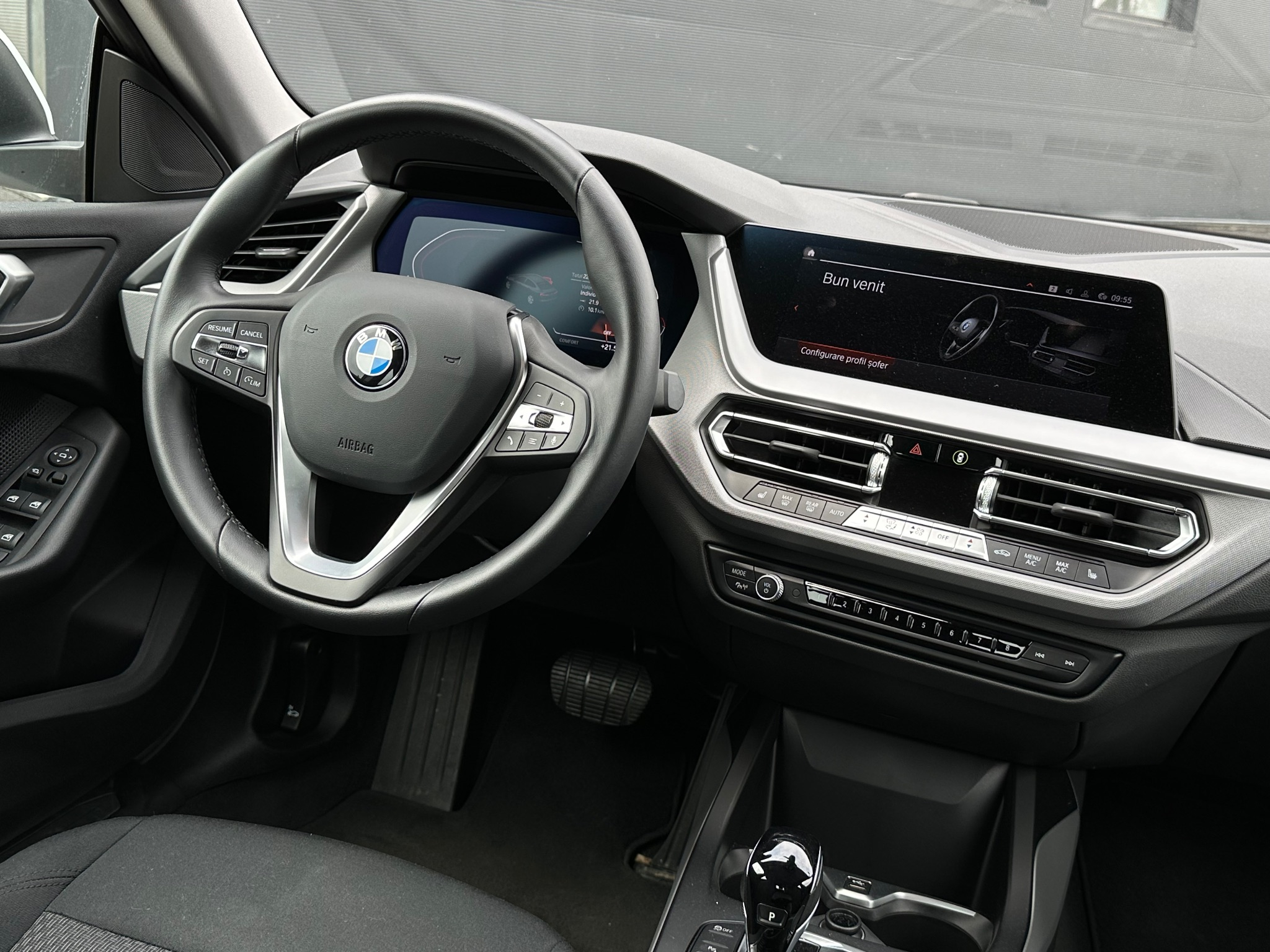 BMW Seria 2 220d xDrive AT - 12