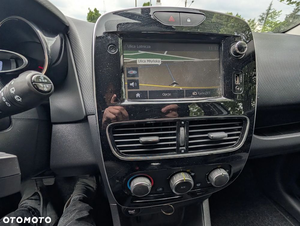 Renault Clio - 30