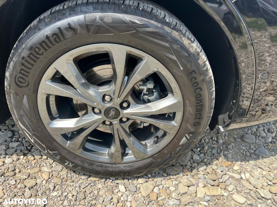 Ford Kuga - 16