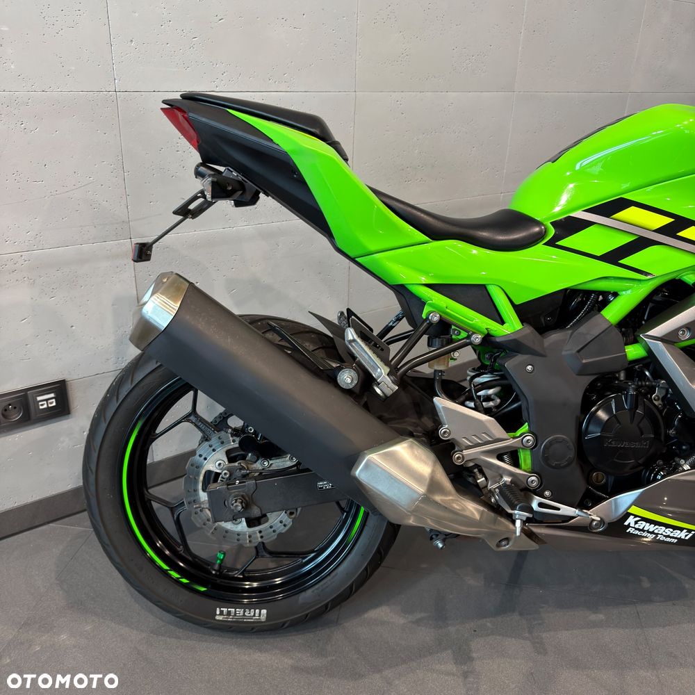 Kawasaki Ninja - 6