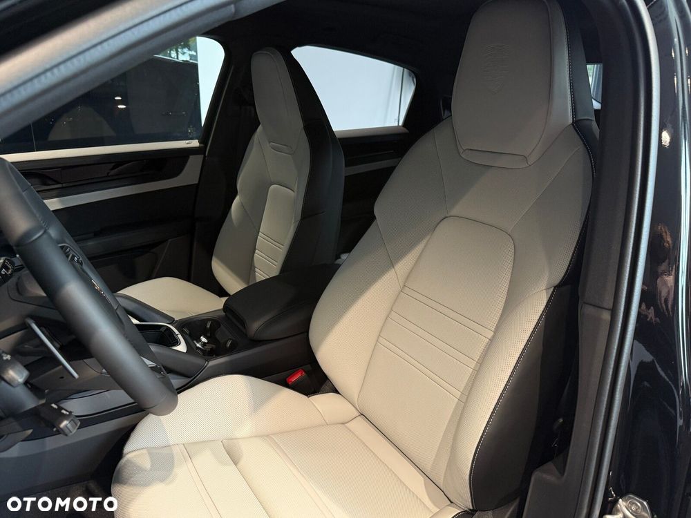 Porsche Cayenne - 13