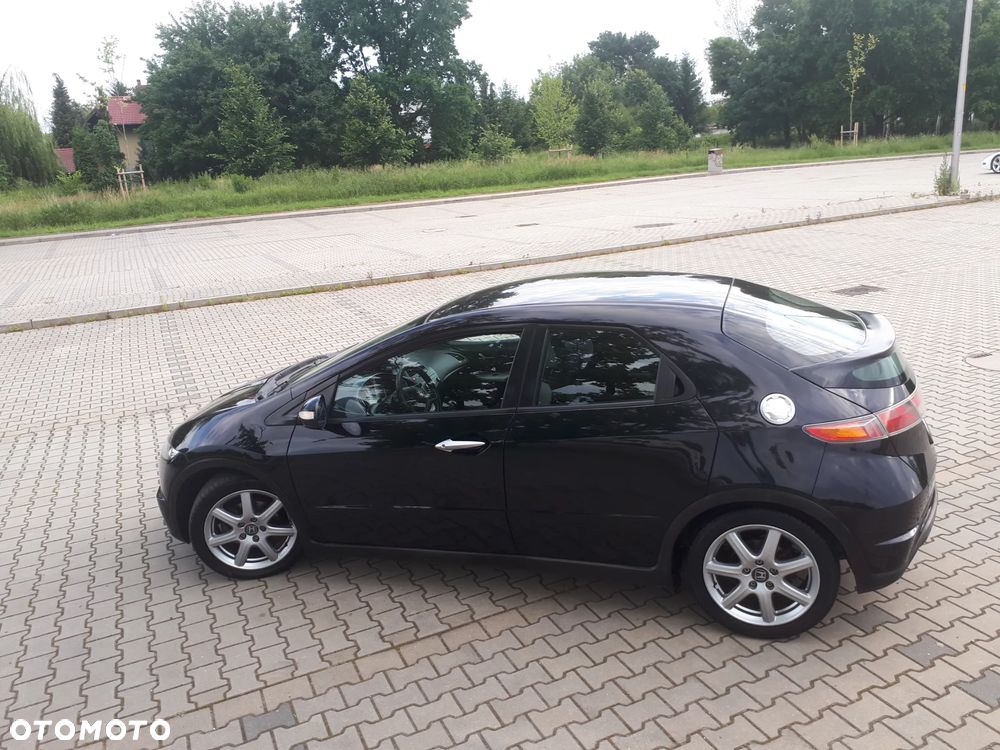 Honda Civic 1.8 Executive - 1