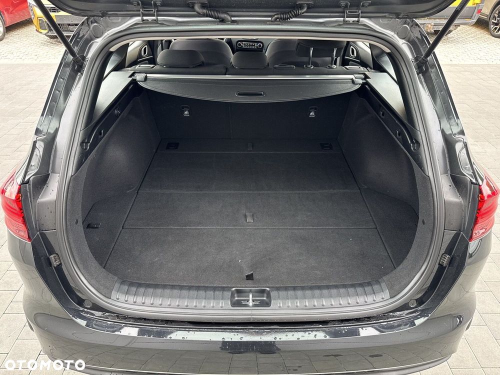 Kia Ceed 1.5 T-GDI M - 26