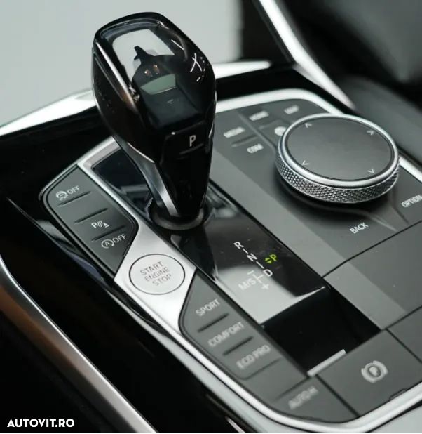 BMW Seria 3 318i Aut. Sport Line - 11