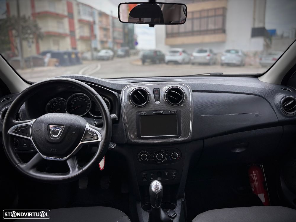 Dacia Sandero TCe 90 (S&S) Comfort - 9