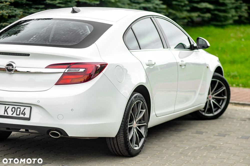 Opel Insignia 2.0 Turbo 4x4 Innovation - 11